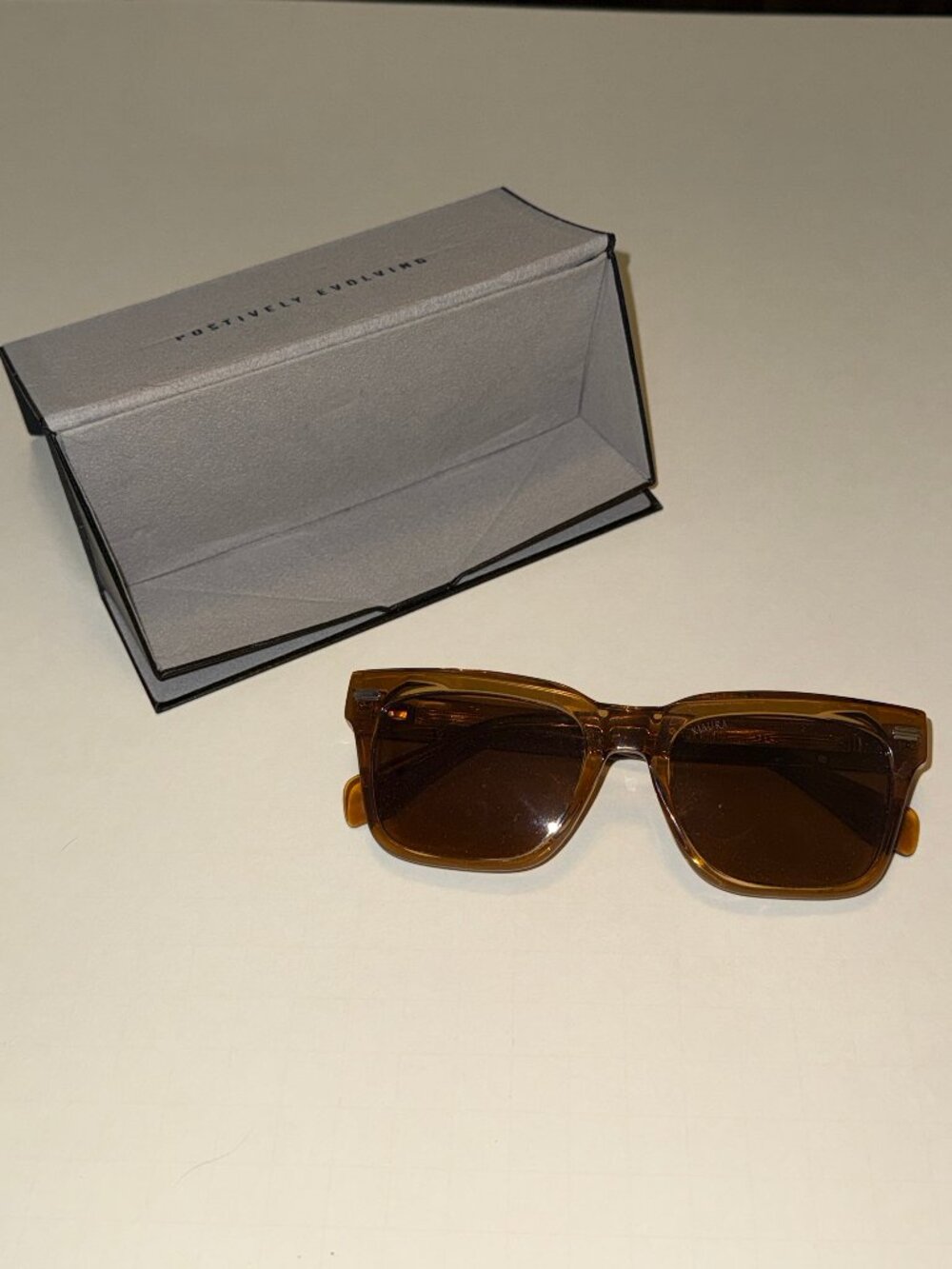 Men's Brown Square Sunglasses - Stylish UV Eyewear